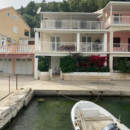Grscica 3 * Blato (Korcula)